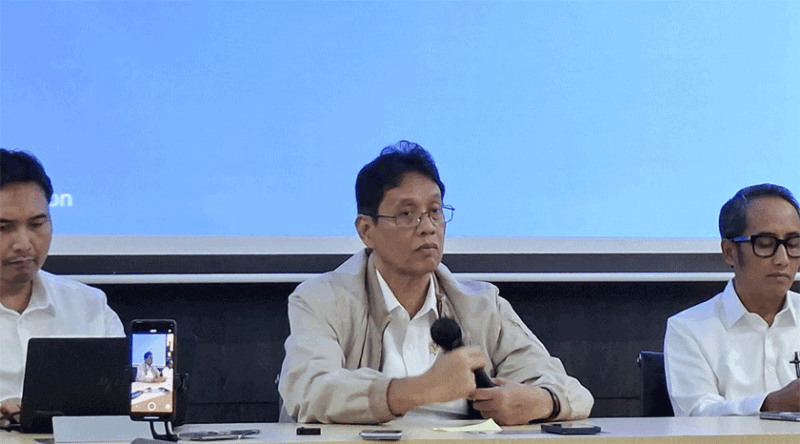 Menteri Keuangan (Menkeu) Purbaya Yudhi Sadewa kepada awak media di Kemenkeu, Jakarta pada Senin (4/5/2026).(KOMPAS.com/DEBRINATA RIZKY)