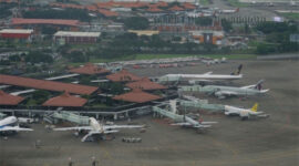 Ilustrasi Pesawat di Bandara. Foto: Aditia Noviansyah/kumparan
