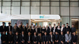 PT Bank Syariah Indonesia (Persero) Tbk atau BSI kembali membuka program BSI Scholarship pada 2026. Tahun ini, perseroan menargetkan penyaluran beasiswa kepada 5.250 pelajar dan mahasiswa dari keluarga prasejahtera yang memiliki prestasi akademik dan potensi kepemimpinan.