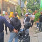 Rumah penulis buku, Ahmad Bahar, yang berlokasi di kawasan Cimanggis, Depok, Jawa Barat, didatangi oleh belasan orang yang mengaku anggota ormas GRIB Jaya pada Minggu (17/5/2026)(Foto: Dokumentasi pribadi keluarga Ahmad Bahar)
