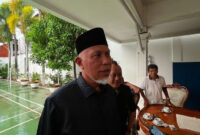 Gubernur Sumatera Barat mengaku akan mengikuti prosedur pasca dilaporkan Walhi atas dugaan maladministrasi ke Ombudsman. (Rahmat Panji (Kompas.com))
