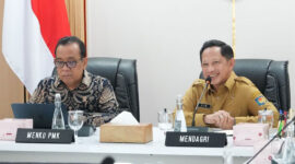 Ketua Satuan Tugas Percepatan Rehabilitasi dan Rekonstruksi (Satgas PRR) Muhammad Tito Karnavian memaparkan sektor prioritas dalam rencana induk pemulihan pascabencana di Aceh, Sumatera Utara, dan Sumatera Barat hingga 2028.(Dok. Kemendagri)