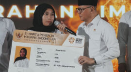 Menteri P2MI Mukhtarudin dalam acara pencanangan Gerakan Nasional Migran Aman di Kantor Kementerian P2MI, Jakarta pada Senin (18/5/2026). (DOK. Humas Kementerian P2MI)
