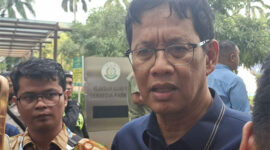 Menteri Keuangan Purbaya Yudhi Sadewa kepada awak media di Kejagung, Jakarta pada Rabu (13/5/2026).(KOMPAS.com/DEBRINATA RIZKY)
