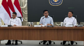 Plt Deputi III Bakom RI Kurnia Ramadhana dalam jumpa pers di kantor Bakom, Jakarta, Rabu (24/6/2026). (KOMPAS.com/ADHYASTA DIRGANTARA)