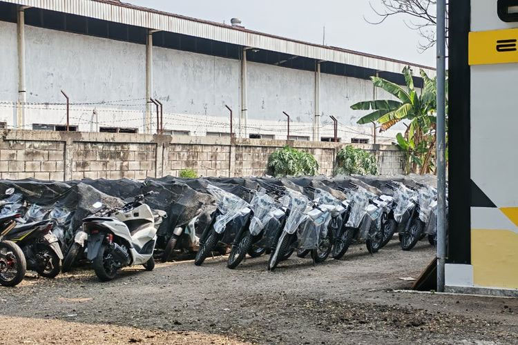Fasilitas perakitan dan penyimpanan milik Emmo Electric Mobility di kawasan Bogorindo, Sentul, Kabupaten Bogor, Jawa Barat.(Foto: KOMPAS.com/Ruly)