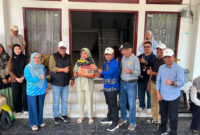 penyerahan bantuan dan  sembako kepada korban kebakaran