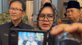Pelaksana Tugas (Plt) Bupati Muara Enim, Sumarni,usai menerima Surat Keputusan (SK) sebagai Plt Bupati Muara Enim di Griya Agung Palembang, Rabu (10/6/2026).(KOMPAS.COM/AJI YK PUTRA)