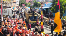masyarakat luhah rio mendiho penuhi tanah mendapo menyambut tiang karamentang