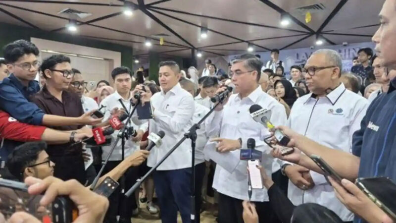 Kementerian Ketenagakerjaan (Kemenaker) akan membuka pendaftaran Program Pemagangan Nasional Angkatan II Tahun 2026 mulai pertengahan Juli. Tahun ini, pemerintah menambah kuota peserta menjadi 150.000 orang, meningkat dari 100.000 peserta pada penyelenggaraan sebelumnya. 