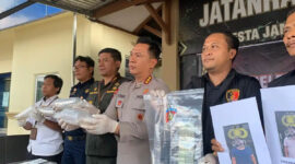 PENYELUNDUPAN LOBSTER-Polresta Jambi menggagalkan penyelundupan 47.872 benih bening lobster dan mengamankan dua pelaku dengan potensi kerugian negara mencapai Rp7,1 miliar. 