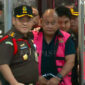 Dadan Hindayana eks Kepala BGN berompi merah jambu di Kejagung RI, 3 Juni 2026.(Kompas TV)