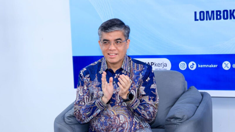 Menaker Yassierli dalam diskusi Identifikasi Ketenagakerjaan dan Pelatihan di KEK Mandalika, Lombok Tengah, Nusa Tenggara Barat (NTB), Jumat (3/7/2026). (Dok. Biro Humas Kemnaker)