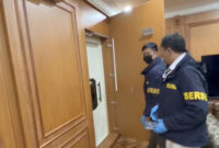 Temuan brankas tersembunyi di sebuah rumah di Sentul, Bogor terkait kasus korupsi PLN-Asabri, Rabu (8/7/2026).(Dok. Polda Metro Jaya)
