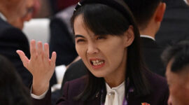Kim Yo Jong, adik perempuan pemimpin Korea Utara Kim Jong Un, menghadiri acara di Balai Agung Rakyat setelah parade militer yang menandai peringatan 80 tahun kemenangan atas Jepang dan berakhirnya Perang Dunia II, di Beijing pada 3 September 2025.(JADE GAO)