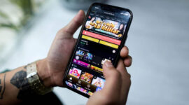 Tampilan layar judi online pada gawai.