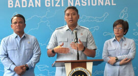 Kepala Badan Gizi Nasional (BGN) Sudaryono saat konferensi pers, di Kantor BGN, Jakarta Pusat, Rabu (28/7/2027).(KOMPAS.com/FIRDA JANATI)