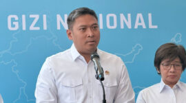 Kepala Badan Gizi Nasional (BGN) Sudaryono dalam konferensi pers, di Kantor BGN, Jakarta Pusat, Senin (27/7/2026).(KOMPAS.com/FIRDA JANATI)