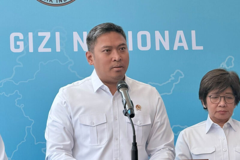 Kepala Badan Gizi Nasional (BGN) Sudaryono dalam konferensi pers, di Kantor BGN, Jakarta Pusat, Senin (27/7/2026).(KOMPAS.com/FIRDA JANATI)