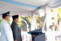 Menteri Dalam Negeri (Mendagri) Muhammad Tito Karnavian mendampingi Presiden Prabowo Subianto melantik Pamong Praja Muda Angkatan XXXIII Tahun 2026 di Lapangan Parade Kampus IPDN Jatinangor, Kabupaten Sumedang, Jawa Barat (Jabar), Rabu (29/7/2026).(Dok. Kemendagri)