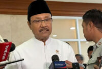 Sekretaris Jenderal PBNU Saifullah Yusuf atau Gus Ipul memberikan keterangan kepada wartawan di Kompleks Parlemen, Senayan, Jakarta, Rabu (15/7/2026). Gus Ipul memastikan Presiden Prabowo Subianto menghormati kemandirian NU dan tidak akan mengintervensi proses Muktamar PBNU 2026. (Tribunnews.com/Chaerul Umam)