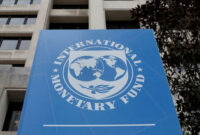 Gedung markas Dana Moneter Internasional (IMF) terlihat jelang pertemuan musim semi IMF/Bank Dunia di Washington, AS, pada Senin (8/4/2019).(REUTERS/Yuri Gripas/File Photo)
