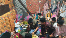 Prosesi penyucian benda pusaka Rio Jayo (Ft: ist)