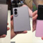 Samsung Z Fold 8 yang hadir dengan passport-style ditawarkan dalam tiga varian warna, yakni Lavender (Hero), Cream, dan Graphite. Sementara Samsung Z Fold 8 Ultra dipasarkan dalam pilihan warna Violet Shadow (Hero), Cream, dan Graphite. Kemudian untuk Samsung Z Flip 8, ponsel lipat bergaya clamshell ini hadir dengan varian warna Pink (Hero), Cream, dan Graphite. (KOMPAS.com/GALUH PUTRI RIYANTO)