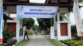 gerbang sekolah rakyat jambi