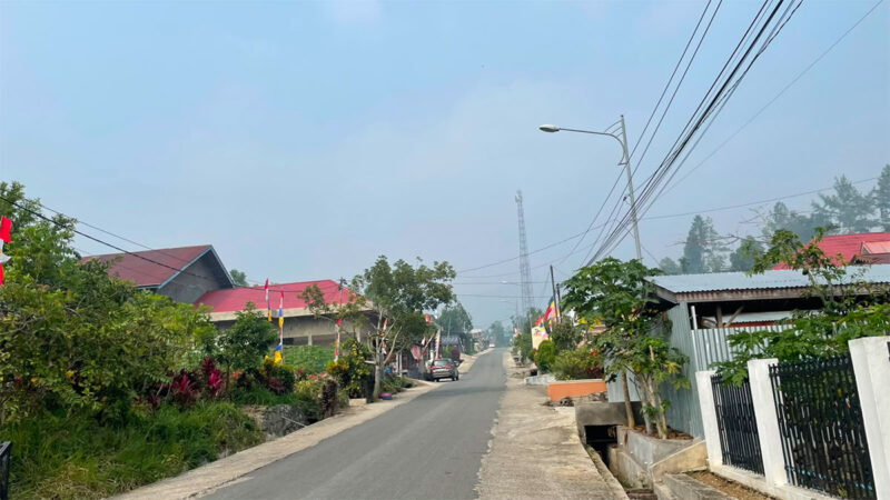 penampakan asap yang menutupi pandangan di desa talang lindung 