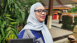Retno Listyarti di Ciracas, Jakarta Timur, Senin (20/1/2020).(KOMPAS.COM/DEAN PAHREVI)
