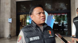 Direktur Tindak Pidana Tertentu (Dirtipidter) Bareskrim Polri Brigjen Pol. Mohammad Irhamni ketika memberikan keterangan terkait kebakaran hutan dan lahan di Grans Sahid, Jumat (28/8/2026)(Febryan Kevin/Kompas.com )