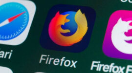 Aplikasi Firefox di iOS.(())
