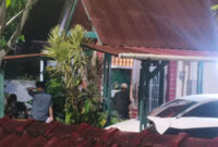 Tim KPK geledah rumah mantan Penjabat Wali Kota Bengkulu, Arif Gunadi, Rabu (5/8/2026)(Firmansyah/KOMPAS.com)