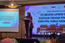 Ketua Komisi Nasional Anti Kekerasan terhadap Perempuan (Komnas Perempuan) Maria Ulfah Anshorsaat diseminasi Laporan Sinergi Data Kekerasan Terhadap Perempuan Kementerian PPPA, Komnas Perempuan, dan Forum Pengada Layanan periode data 2025, di Jakarta, pada Kamis (13/8/2026).(KOMPAS.com/Fristin Intan Sulistyowati )