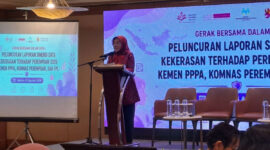 Ketua Komisi Nasional Anti Kekerasan terhadap Perempuan (Komnas Perempuan) Maria Ulfah Anshorsaat diseminasi Laporan Sinergi Data Kekerasan Terhadap Perempuan Kementerian PPPA, Komnas Perempuan, dan Forum Pengada Layanan periode data 2025, di Jakarta, pada Kamis (13/8/2026).(KOMPAS.com/Fristin Intan Sulistyowati )