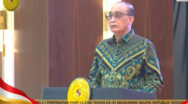 Ketua Mahkamah Agung (MA) Sunarto menjelaskan, SEMA 4/2026 memperjelas bahwa upaya hukum banding maupun kasasi tidak dapat diajukan terhadap putusan bebas, dalam peringatan HUT ke-81 MA, Rabu (19/8/2026).()
