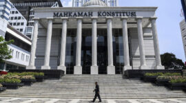 Gedung Mahkamah Konstitusi. Mahkamah Konstitusi (MK) mengusulkan tambahan anggaran sebesar Rp 67 miliar untuk tahun anggaran 2027.(ANTARA FOTO/Hafidz Mubarak A)
