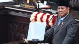 Presiden Prabowo Subianto menyampaikan pidato dalam Sidang Tahunan MPR RI dan Sidang Bersama DPR-DPD RI Tahun 2026 di Gedung Nusantara, Kompleks Parlemen, Jakarta, Jumat (14/8/2026). ANTARA FOTO/Fauzan/sgd/kye(FAUZAN)
