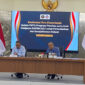 Plt. Direktur Jenderal Strategi Ekonomi dan Fiskal Kementerian Keuangan (Kemenkeu) Ferry Ardianto (kanan) dalam konferensi pers di Kantor Bakom, Jakarta Pusat, Rabu (19/8/2026). (KOMPAS.com/FIKA NURUL ULYA)
