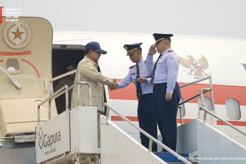 Presiden Prabowo Subianto tiba di Pontianak, Kalimantan Barat, Sabtu (22/8/2026), untuk meninjau penanganan kebakaran hutan dan lahan (karhutla) di Kalimantan.(YouTube.com/Sekretariat Presiden)

