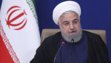 Dalam foto yang dirilis oleh situs resmi kantor Kepresidenan Iran, Presiden Hassan Rouhani berbicara dalam pertemuan di kompleks kepresidenan di Teheran, Iran, Selasa, 6 Juli 2021. (OFFICE OF THE IRANIAN PRESIDENSY via AP)