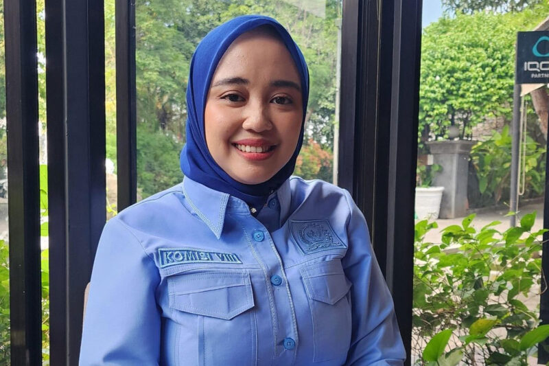 Anggota DPR RI Dini Rahmania menilai isu soal merger Gerindra-NasDem harus adayanh diluruskan karema masing-masing partai partai punya visi sendiri dan mandiri, Kamis (16/4/2026) (Kompas.com/MOH.ANAS)
