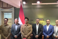 President Director PT Molay Satrya Indonesia Arie Setya Yudha bersama delegasi Angkatan bersenjata Yordania, Jordanian Armed Forces (JAF), di Kantor Molay, Jakarta Selatan, Sabtu (19/9/2026).(KOMPAS.com/FIRDA JANATI)
