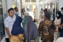 Kasus keracunan program Makanan Bergizi Gratis (MBG) yang menimpa siswa MTsN 1 Pariaman menyisakan kekhawatiran mendalam bagi orang tua korban. (Rahmat Panji (Kompas.com))