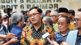 Ketua IM57+ Institute, Lakso Anindito, di Polda Metro Jaya, Rabu (13/8/2025).(KOMPAS.com/BAHARUDIN AL FARISI)
