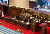 Wakil Ketua DPR RI Sufmi Dasco Ahmad saat memimpin rapat paripurna di Gedung DPR, Jakarta, Selasa (22/9/2026).(KOMPAS.com/Rahel)
