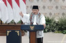 Presiden Prabowo Subianto berpidato dalam acara Syukuran 100 Tahun Pondok Modern Darussalam Gontor di Ponorogo, Jawa Timur, Sabtu (19/9/2026). (YouTube.com/Sekretariat Presiden)
