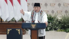 Presiden Prabowo Subianto berpidato dalam acara Syukuran 100 Tahun Pondok Modern Darussalam Gontor di Ponorogo, Jawa Timur, Sabtu (19/9/2026). (YouTube.com/Sekretariat Presiden)