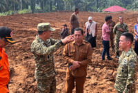 Wakil Kepala Posko Nasional Satgas PRR Marsma TNI Ridha Hermawan dalam kegiatan monitoring dan evaluasi khusus di Kabupaten Agam, Sumbar, Selasa (15/9/2026)(Dok. Satgas PRR)
